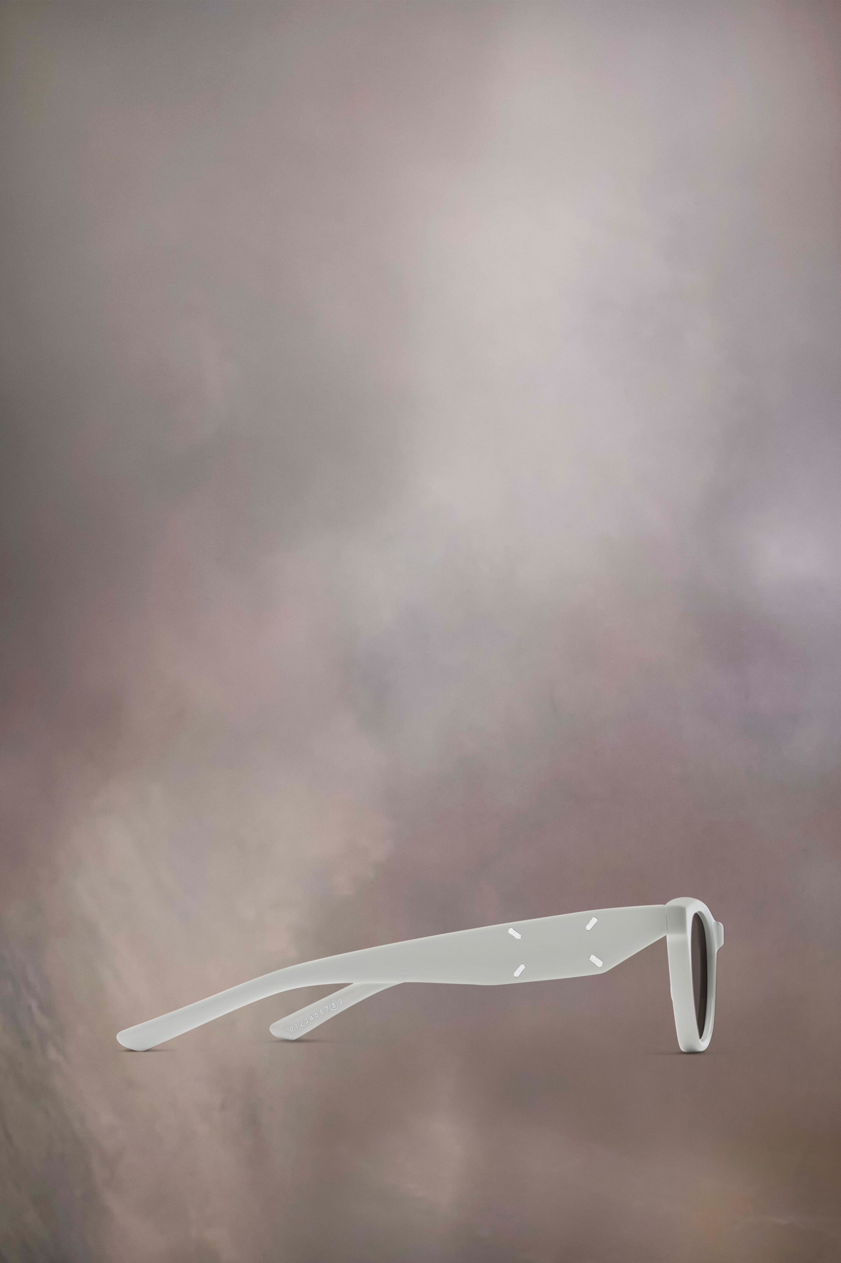 Lunettes de soleil cat-eye grises x Gentle Monster​
