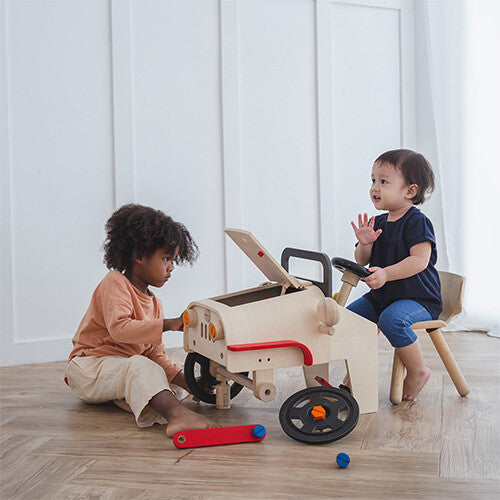 Plan toys speelauto monteur