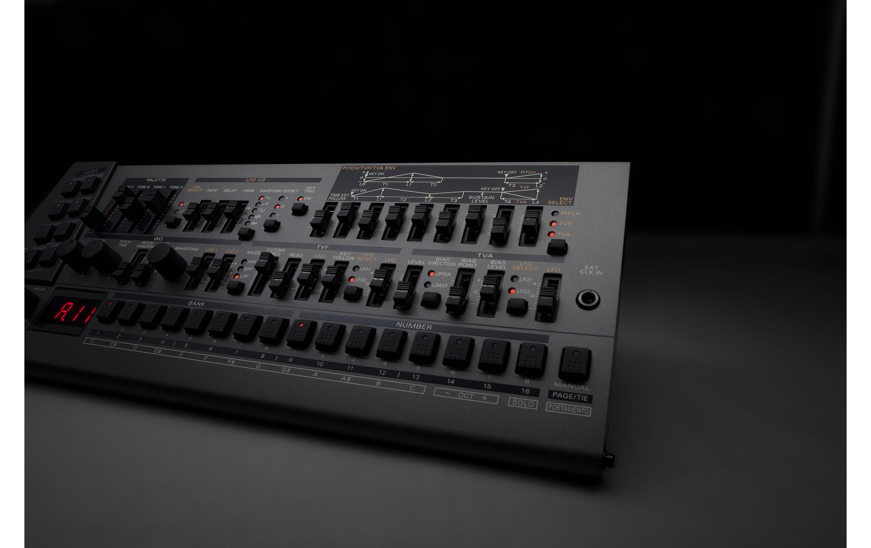 Synthesizer JD-08<br>Moderne Wellenformen des JD-800 mit fortschrittlicher Modelling-Technologie