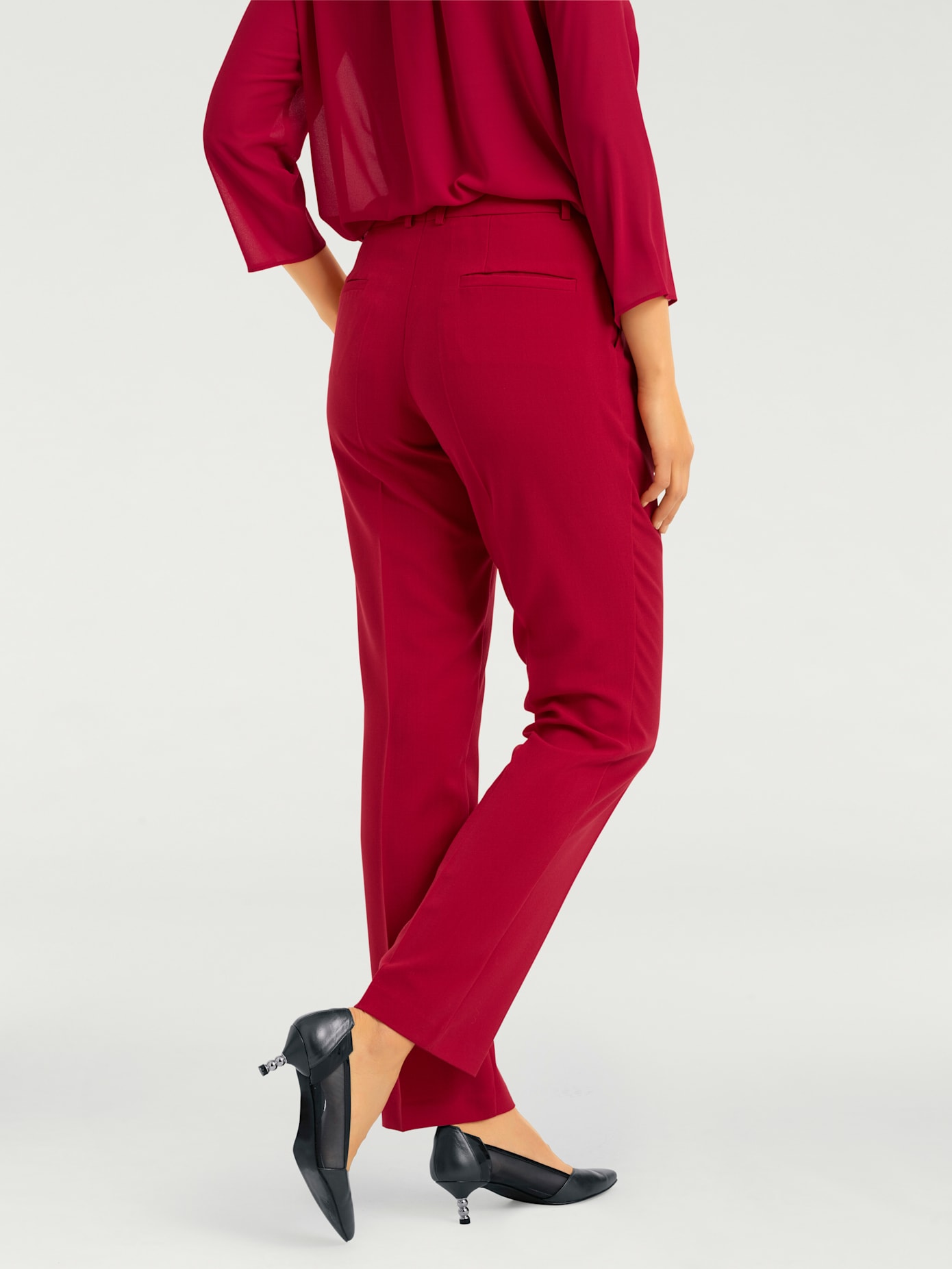 Tailleur pantalon coupe droite