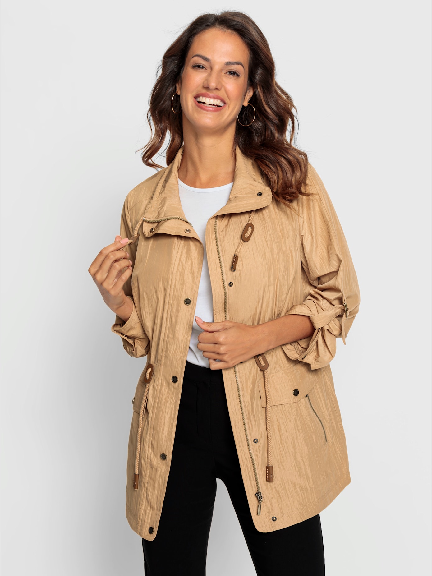 Veste facile à assortir pour la mi-saison