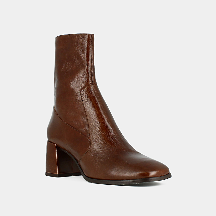 Bottines à bouts carrés  en cuir vieilli marron
