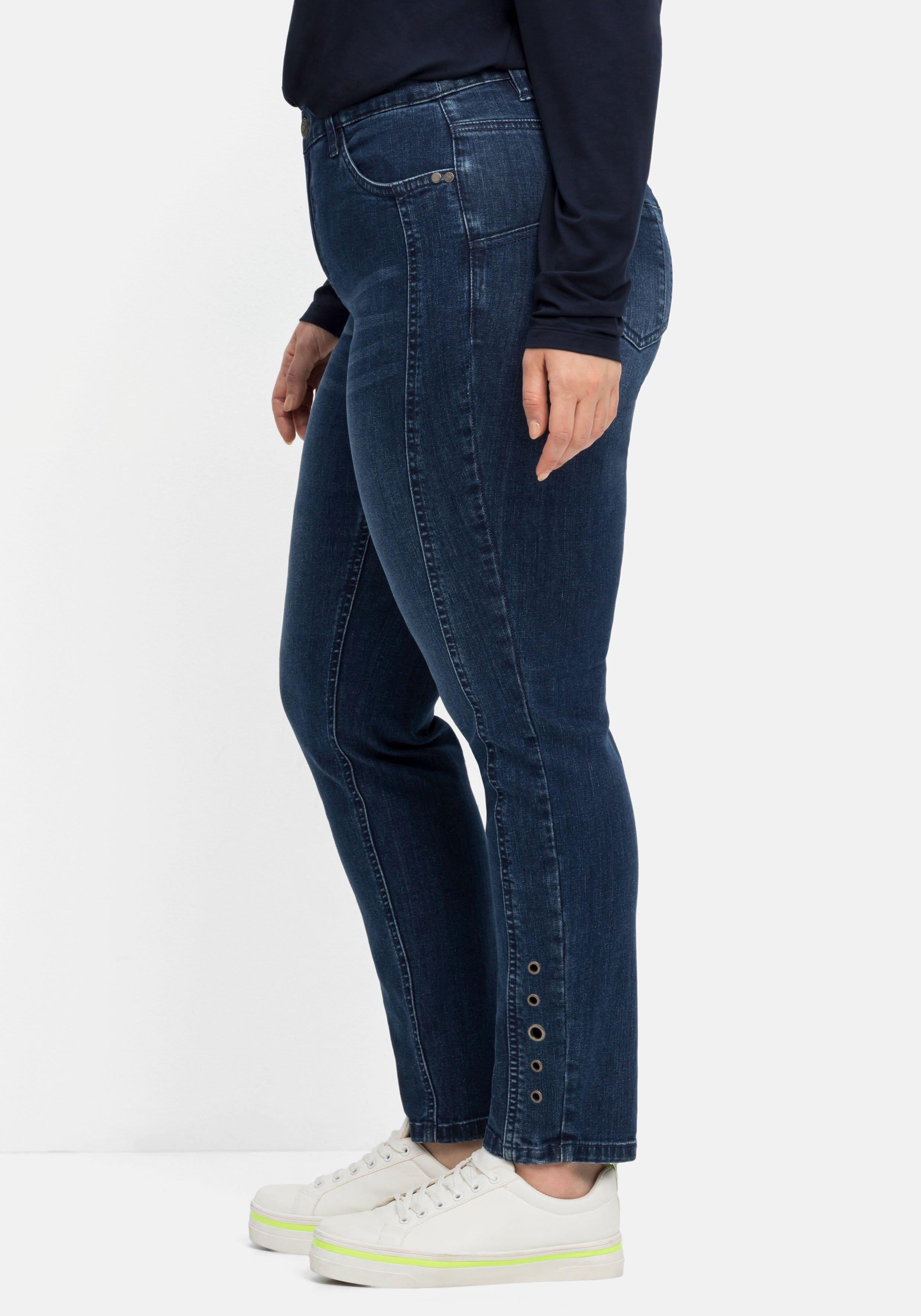 Schmale Jeans mit Zierösen, in Five-Pocket-Form