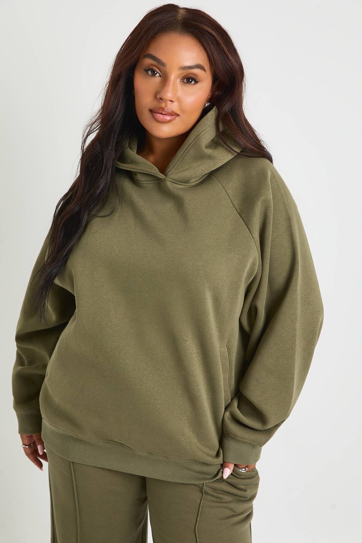 boohoo Hoodie basique oversize Plus Core à couture raglan