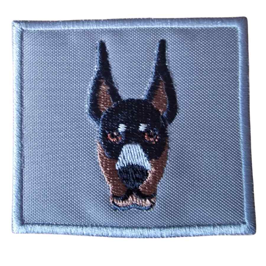 PATCH DE CÃO DOBERMAN
