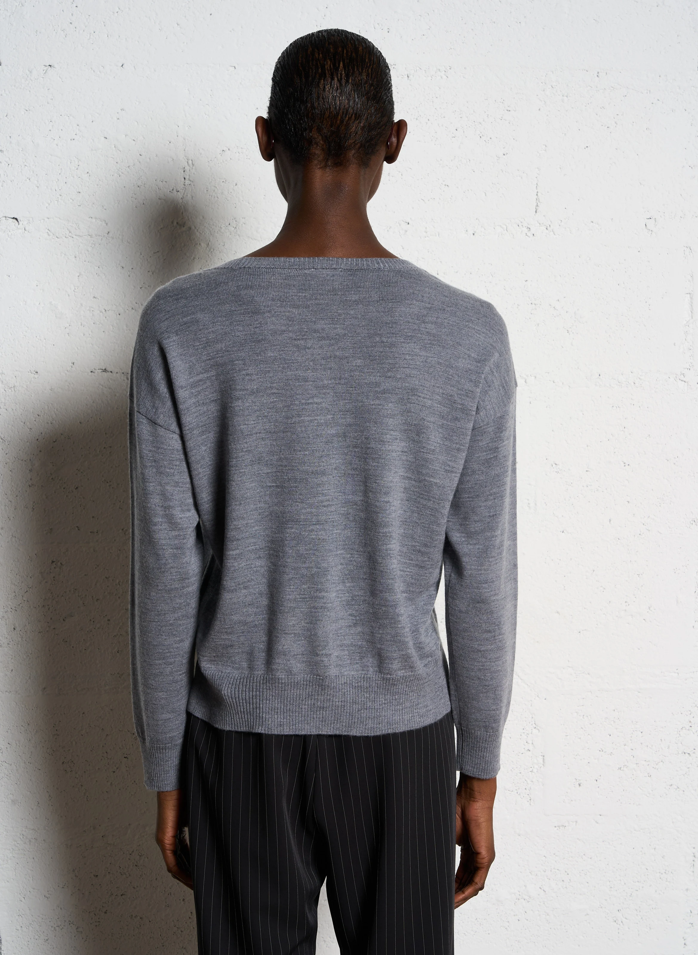 MAKINO - Pull fin col rond ajouré en laine | Gris