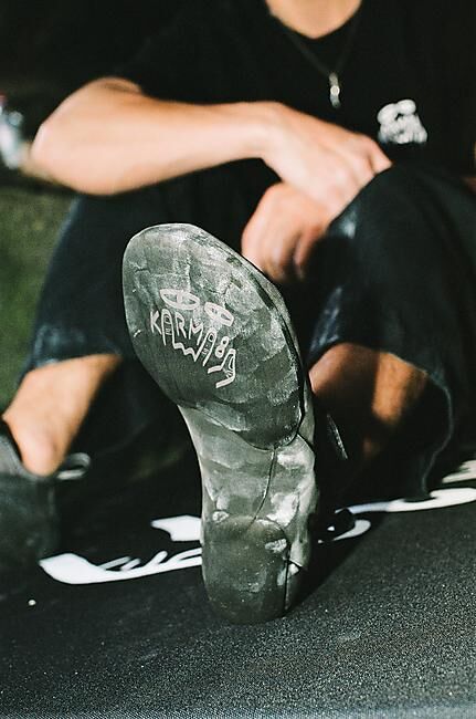 EVOLV - CHAUSSONS ESCALADE THE MIDNIGHT SMOKE ZENIST