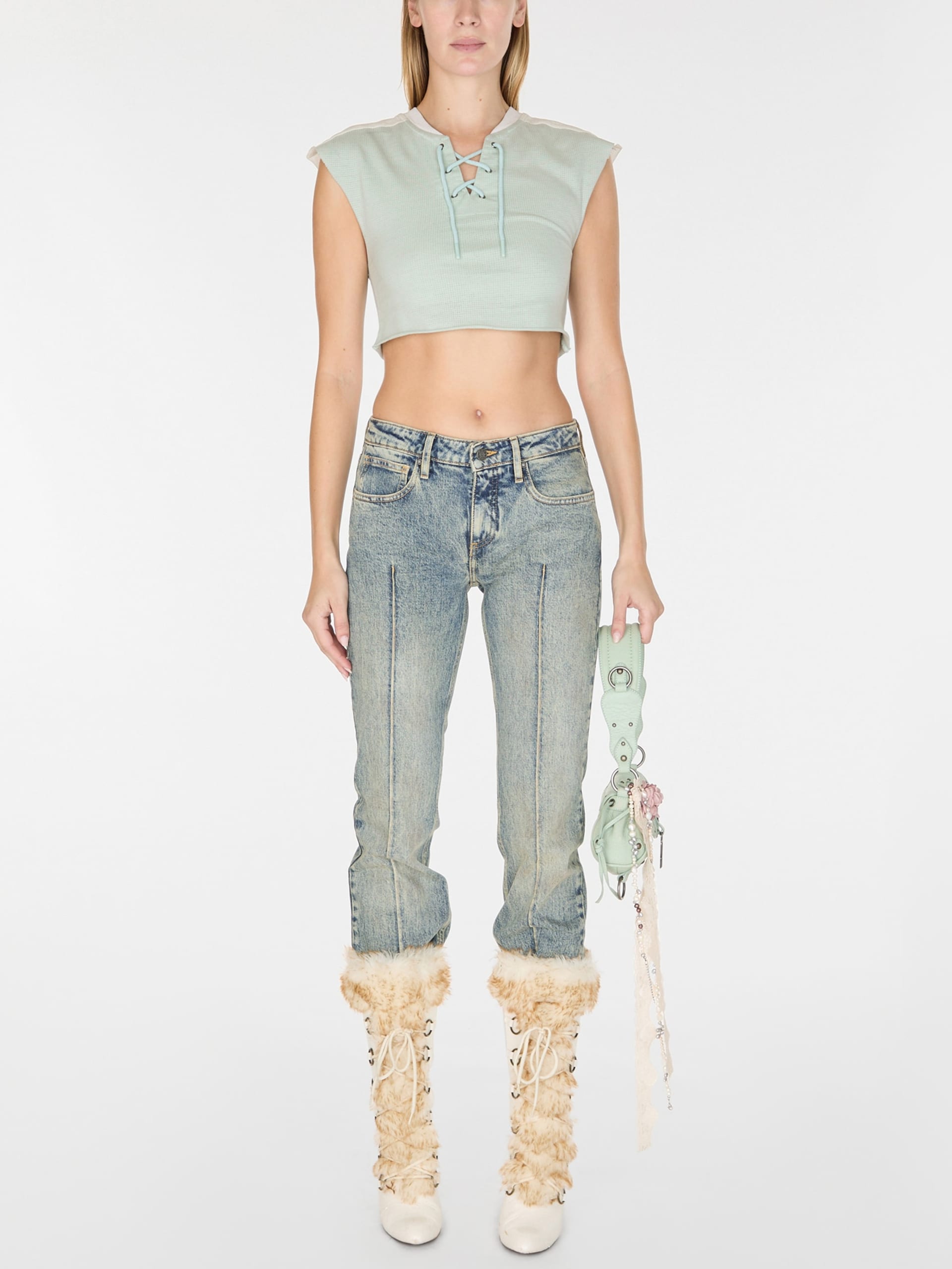 calça jeans flare