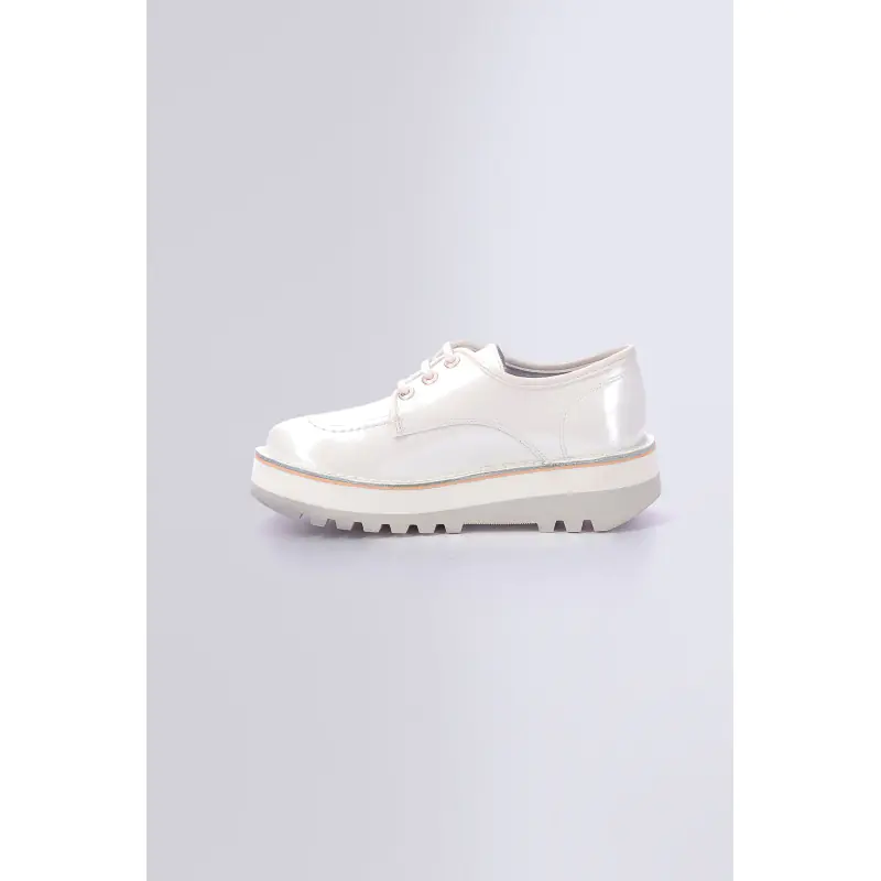 KICKOUGIRL BLANC VERNIS DERBIES Cuir Femme