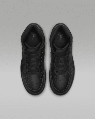Jordan 1 Mid Older Kids' Shoes