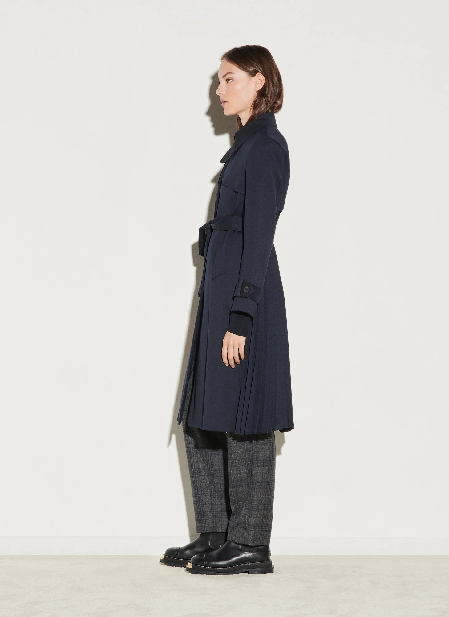Trench col classique à empiècement plissé au dos | Bleu