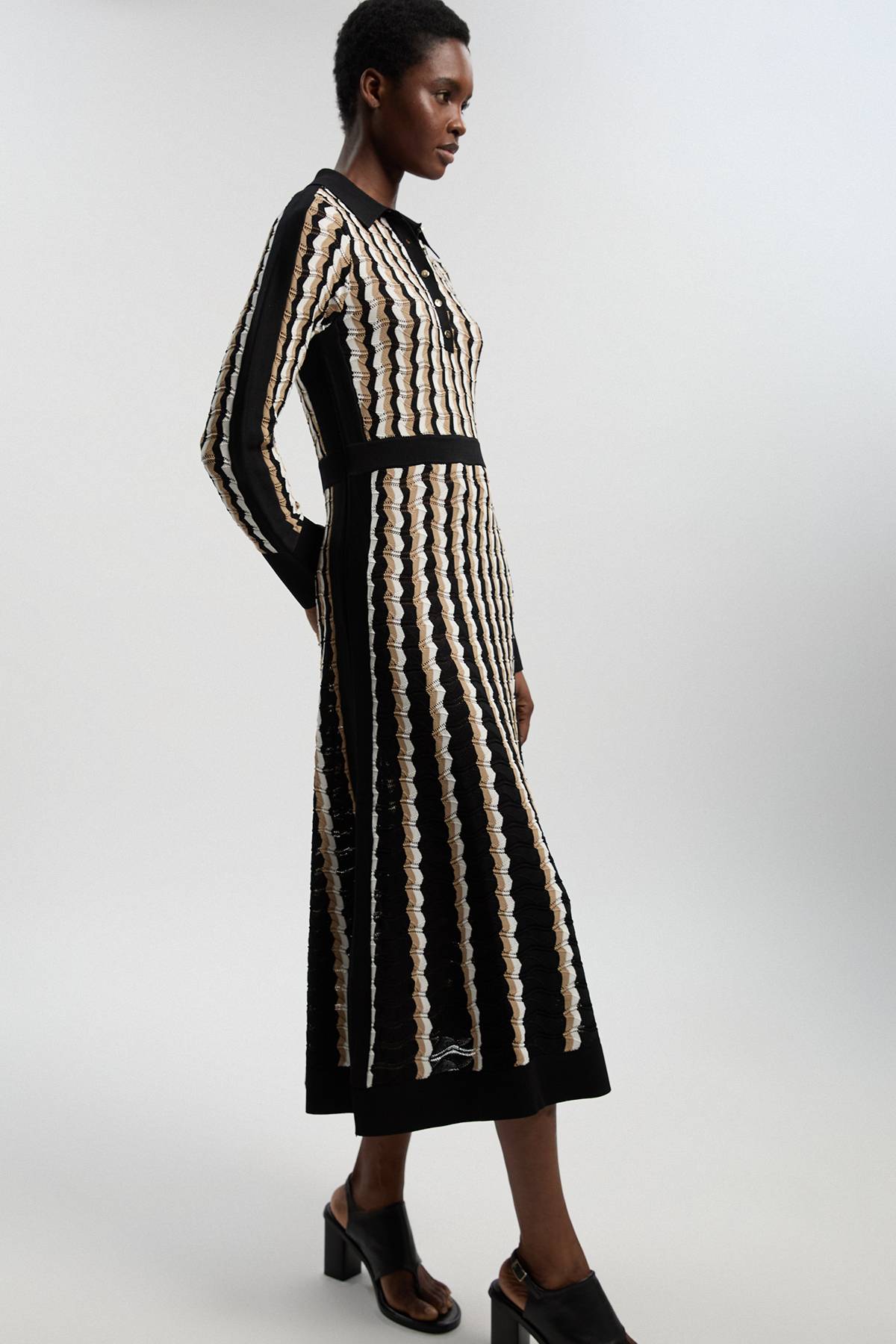 KarenMillen Robe Midi En Maille Pointelle À Col Contrastant