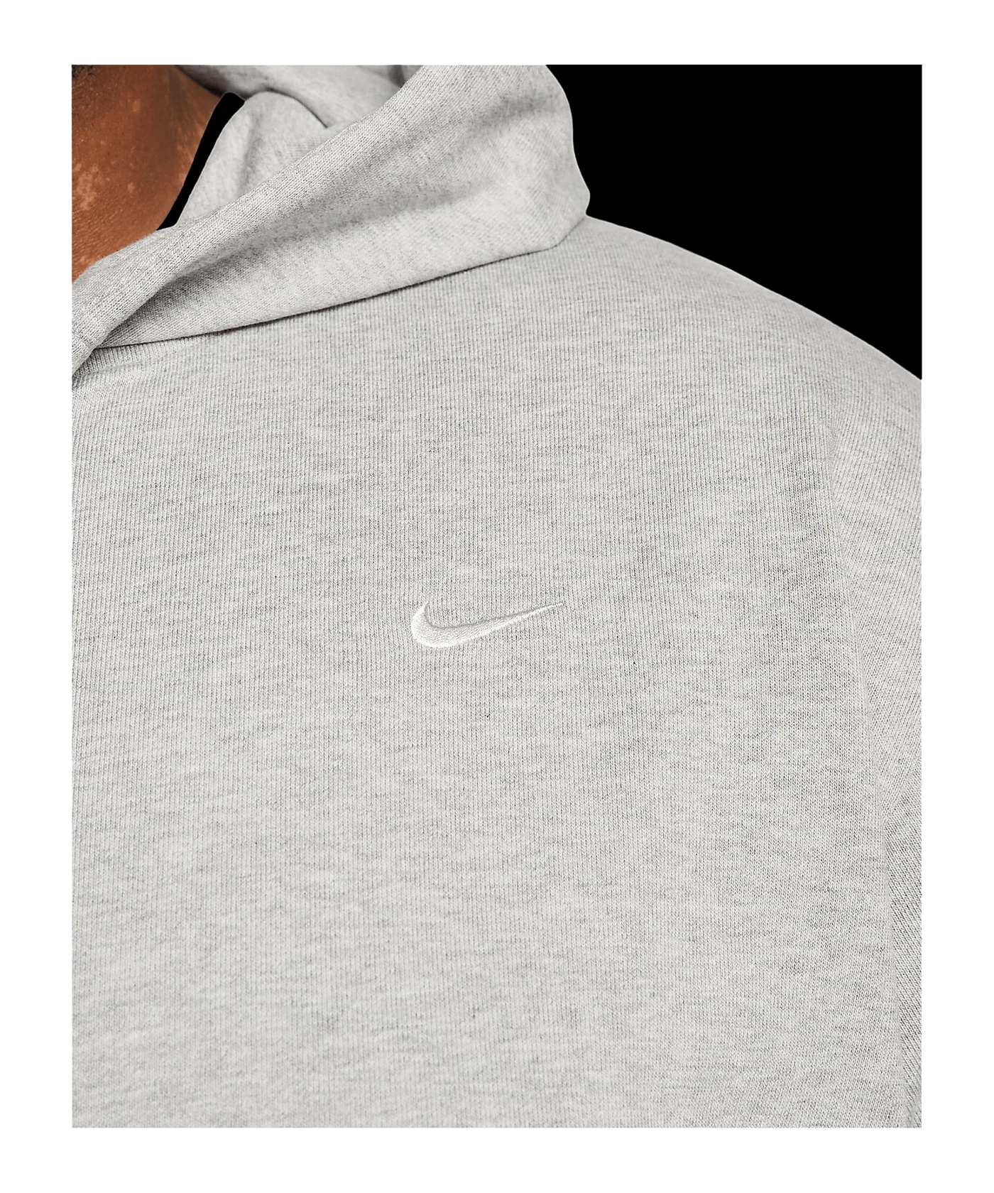 Nike Standard Issue Hoody Grau F063