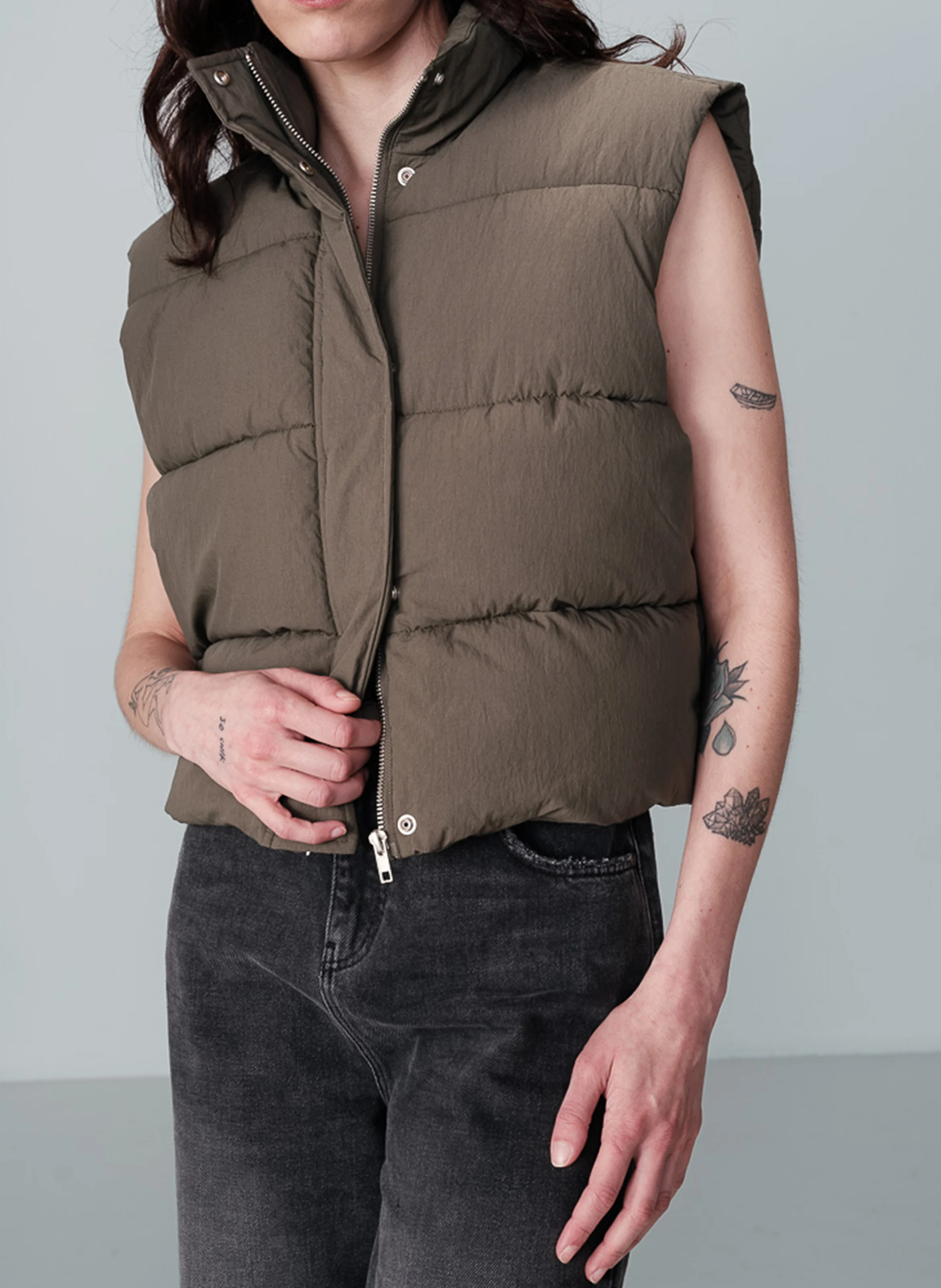 NYLON - Doudoune sans manches droite col montant en coton mélangé | Vert
