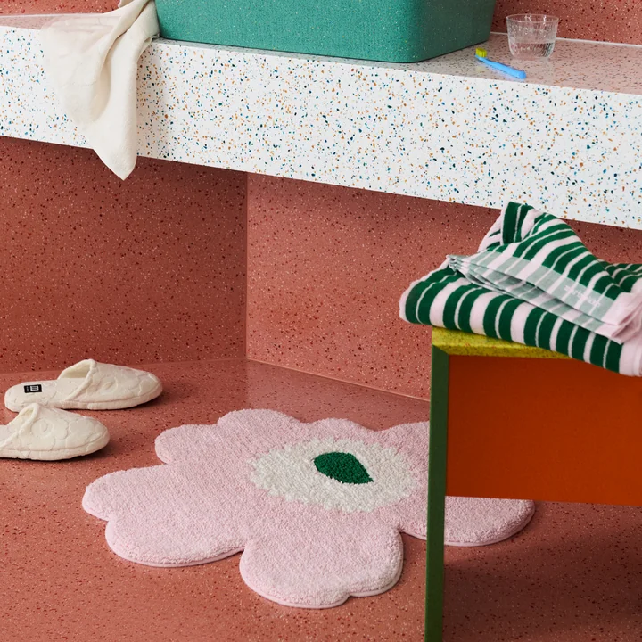 Marimekko - Unikko Badematte, 73 x 74 cm, cream / warm orange