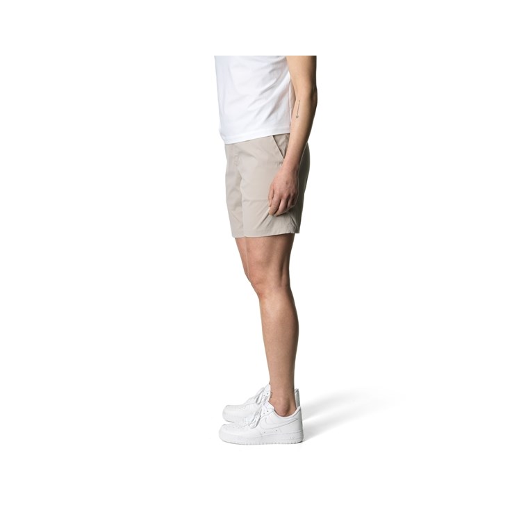Houdini Wadi Shorts Women Sandstorm