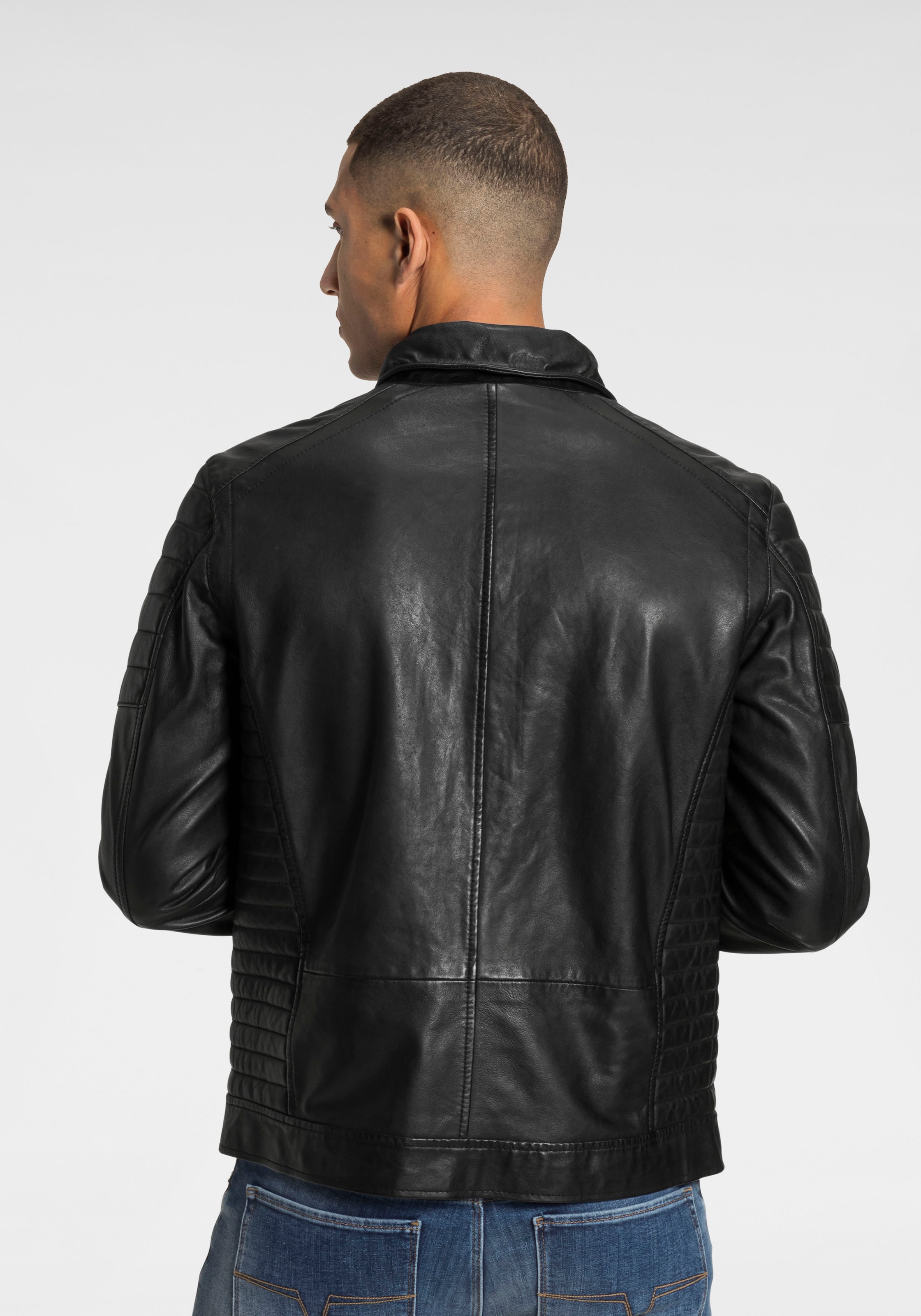 Bruno Banani Lederjacke »William« aus Lammnappaleder,  mit Reissverschlusstaschen,  schmal geschnitten