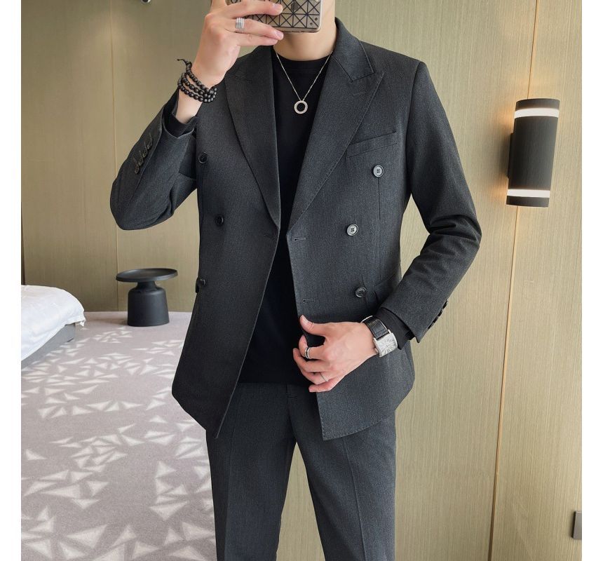 Sheck - Set: effen dubbelrijs blazer met piekrevers + cropped taps toelopende broek
