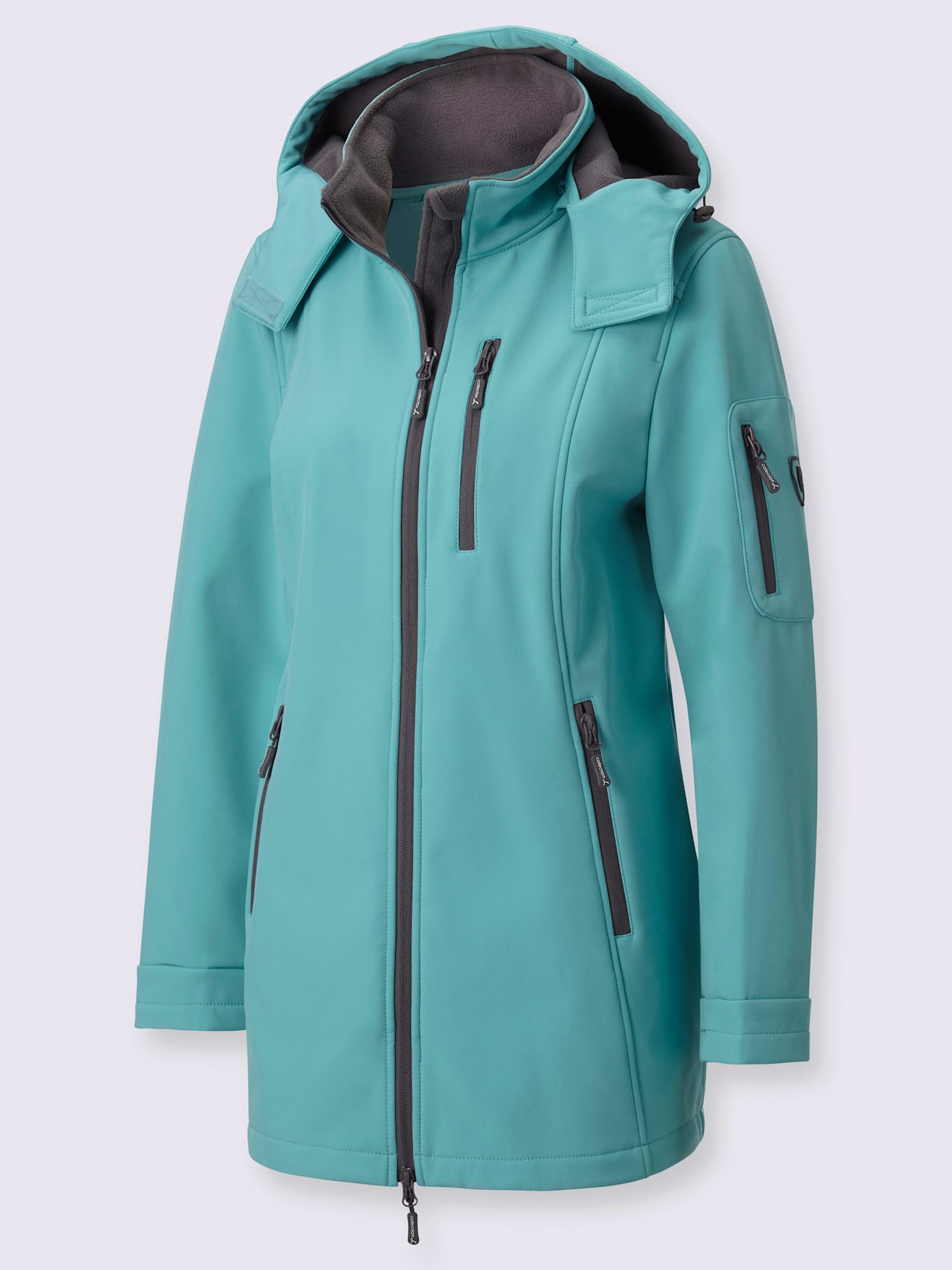 Veste softshell capuche amovible grâce à une glissière