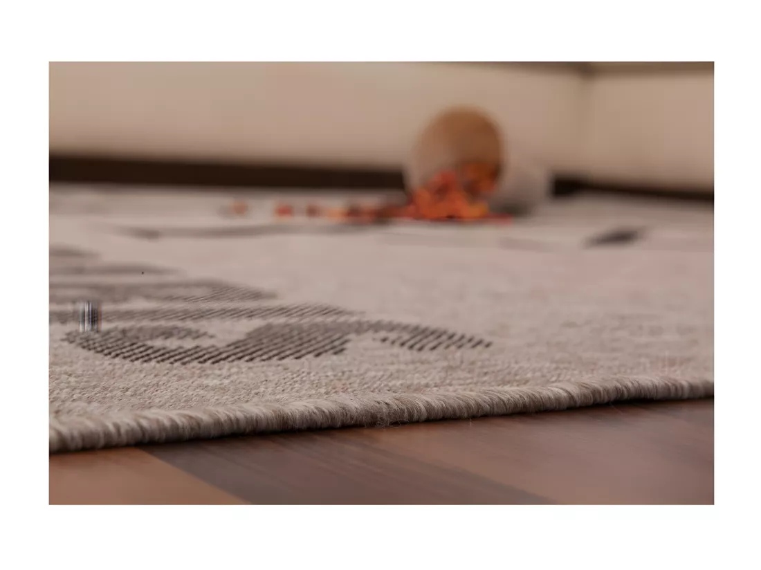 Tapis 110x60cm, design F115A coloris argent - Confort et élégance pour votre intérieur
