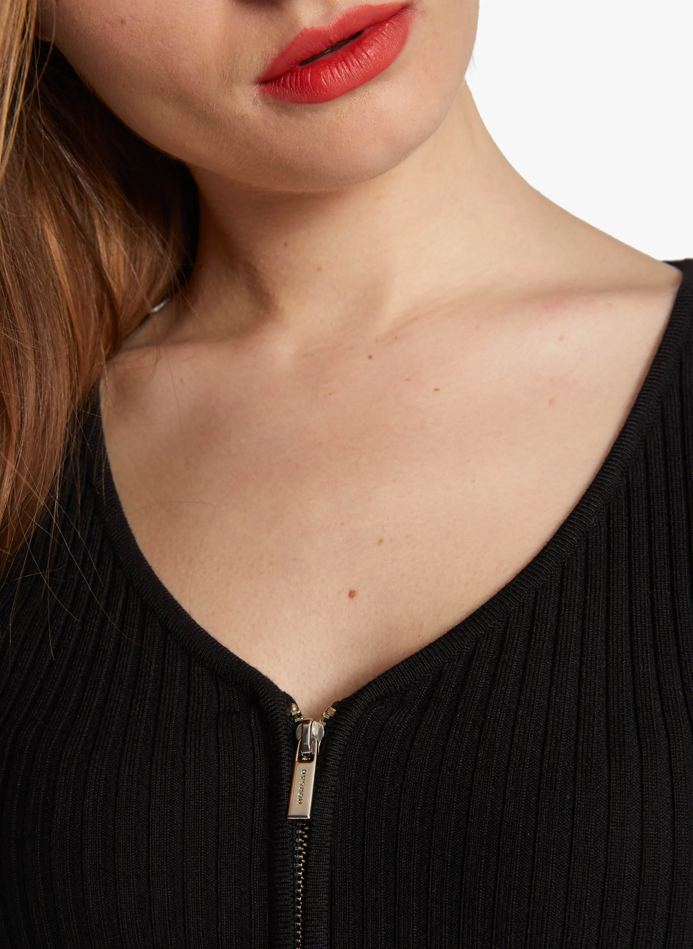 Pull col V zippé en maille côtelée | Noir