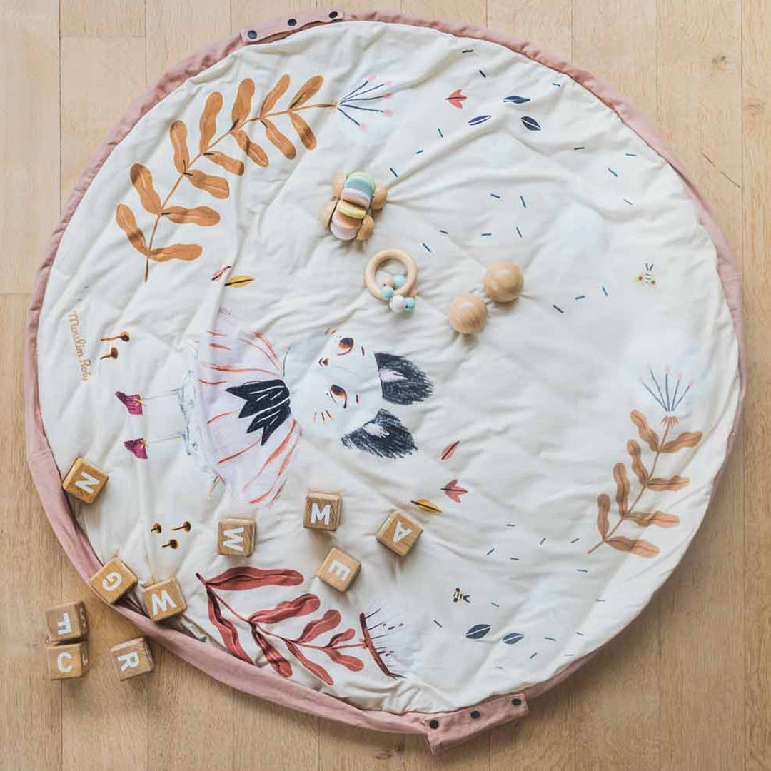 play&go baby speelkleed en draagtas noomad soft - après la pluie