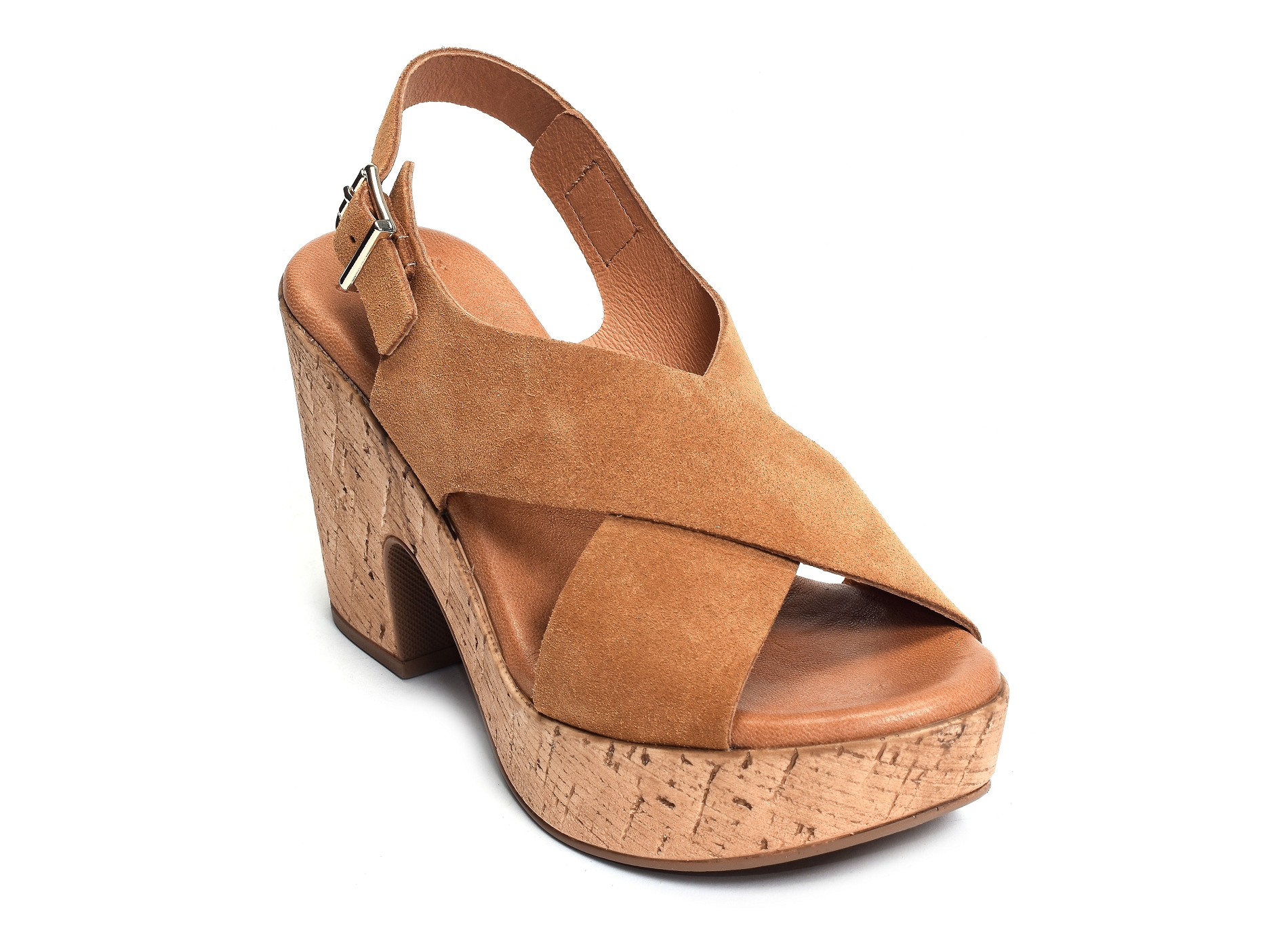 895 camel