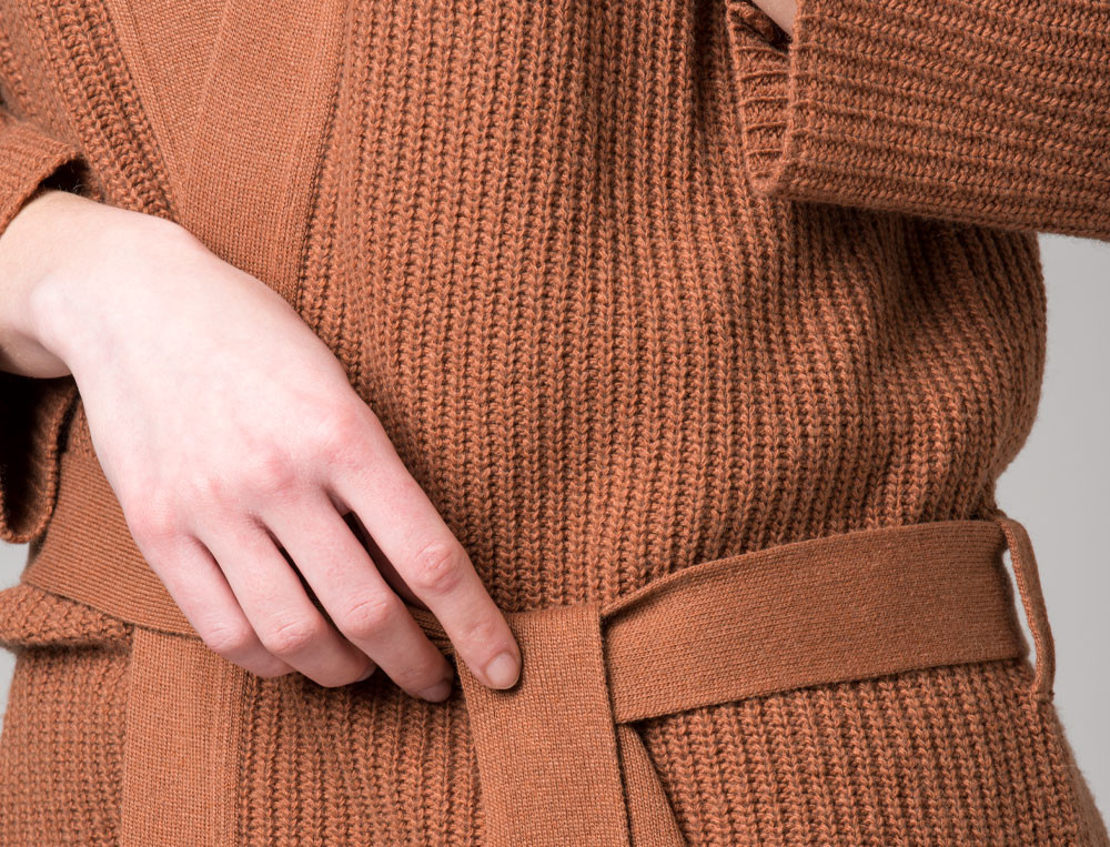 Gilet femme-Fleurs pralines
