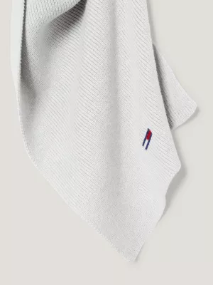 Cachecol com estampa de bandeira em malha canelada
