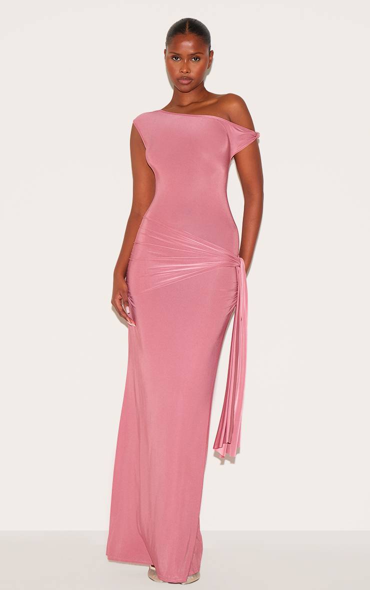 Blush Rose Robe Longue Moulante À Épaules Dénudées Avec Détail Cache-cœur