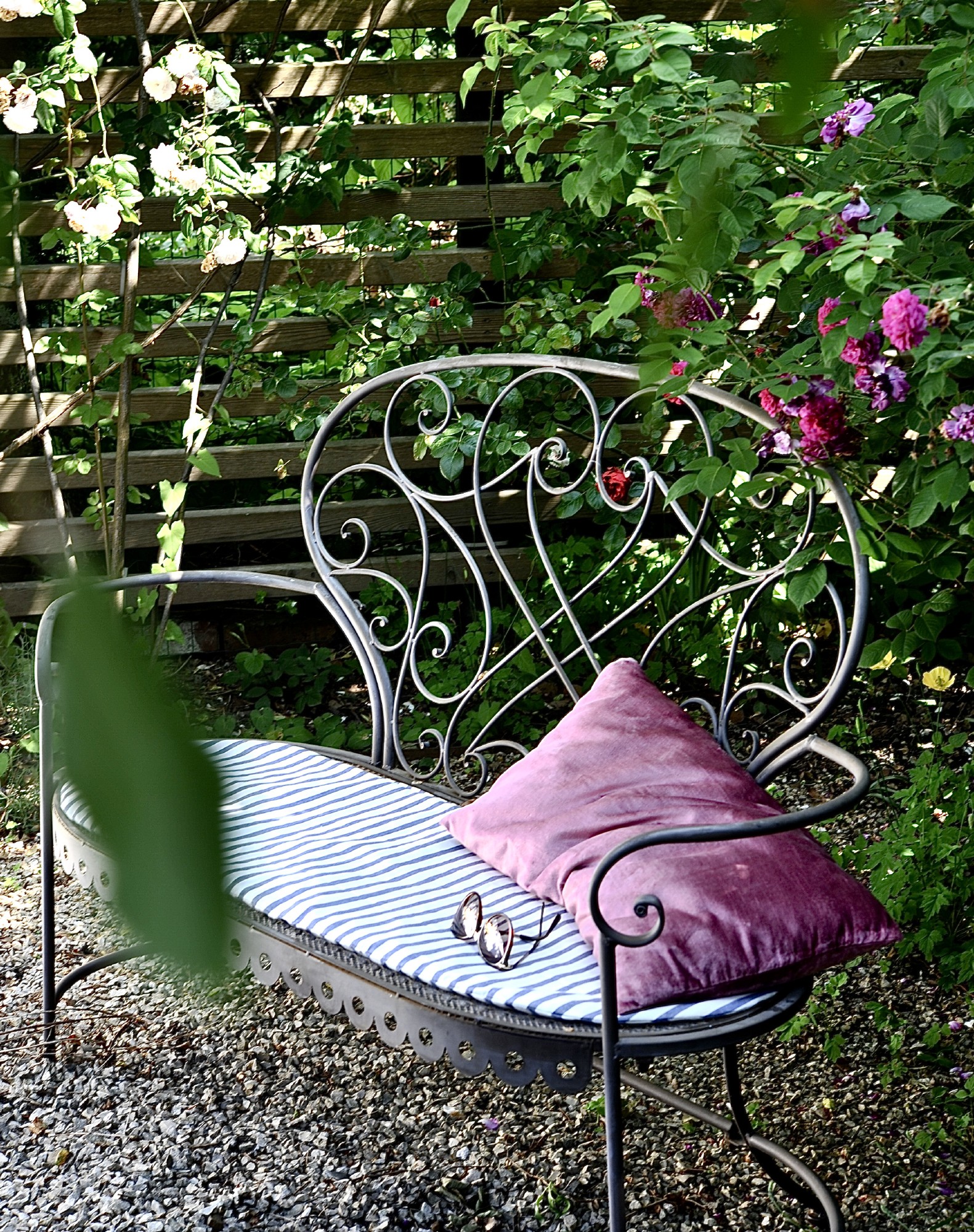Gartenbank 'Marie' aus Metall, antik-braun, B 124 cm, H 100 cm, T 47 cm günstig bestellen