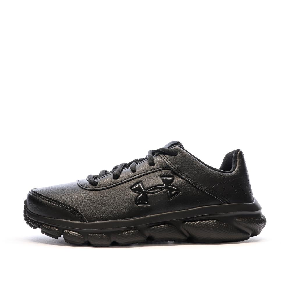 Under Armour Baskets Noires Garçon Under Armour Assert 8