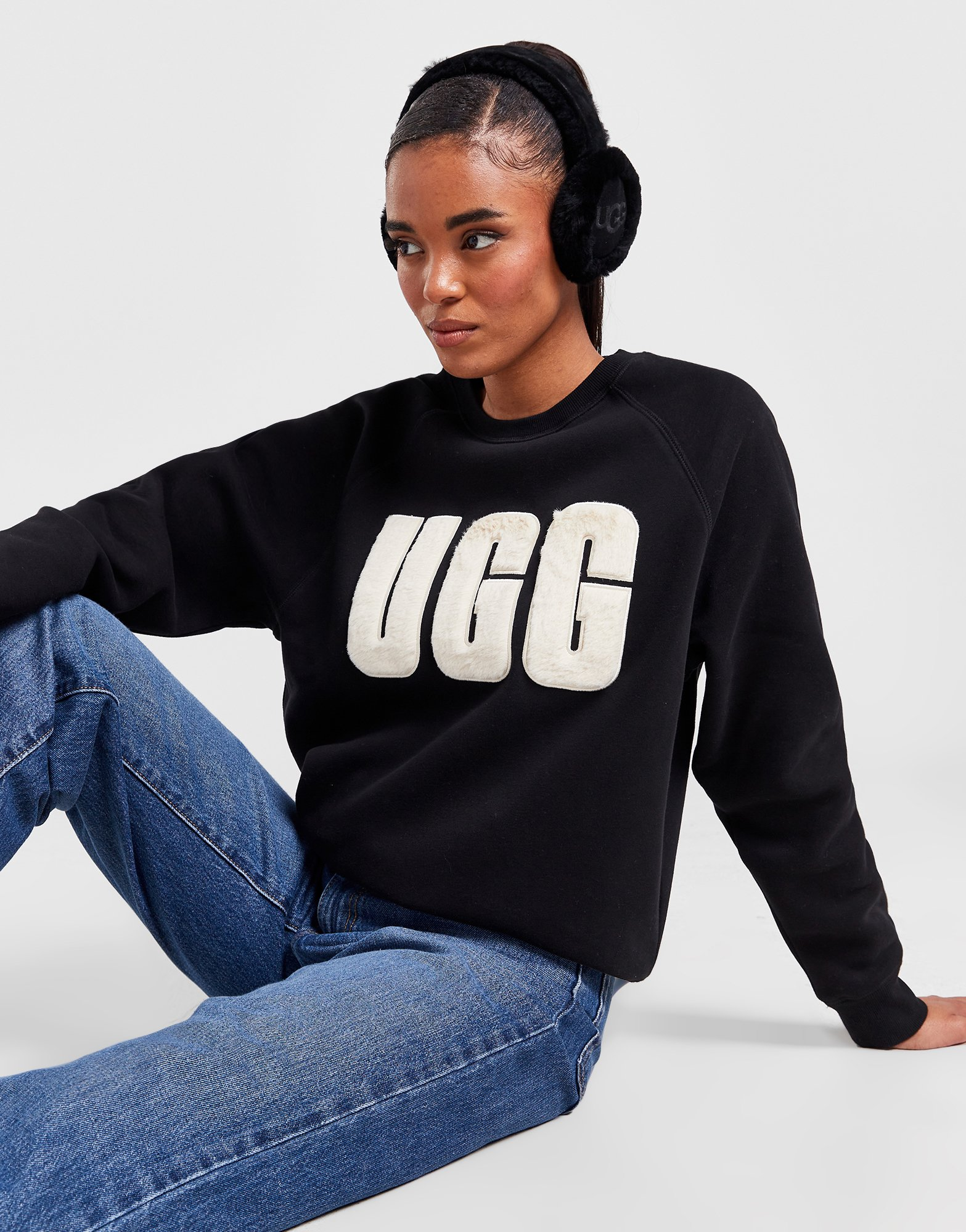 UGG Sweatshirt Fuzzy Logo Crew Femme