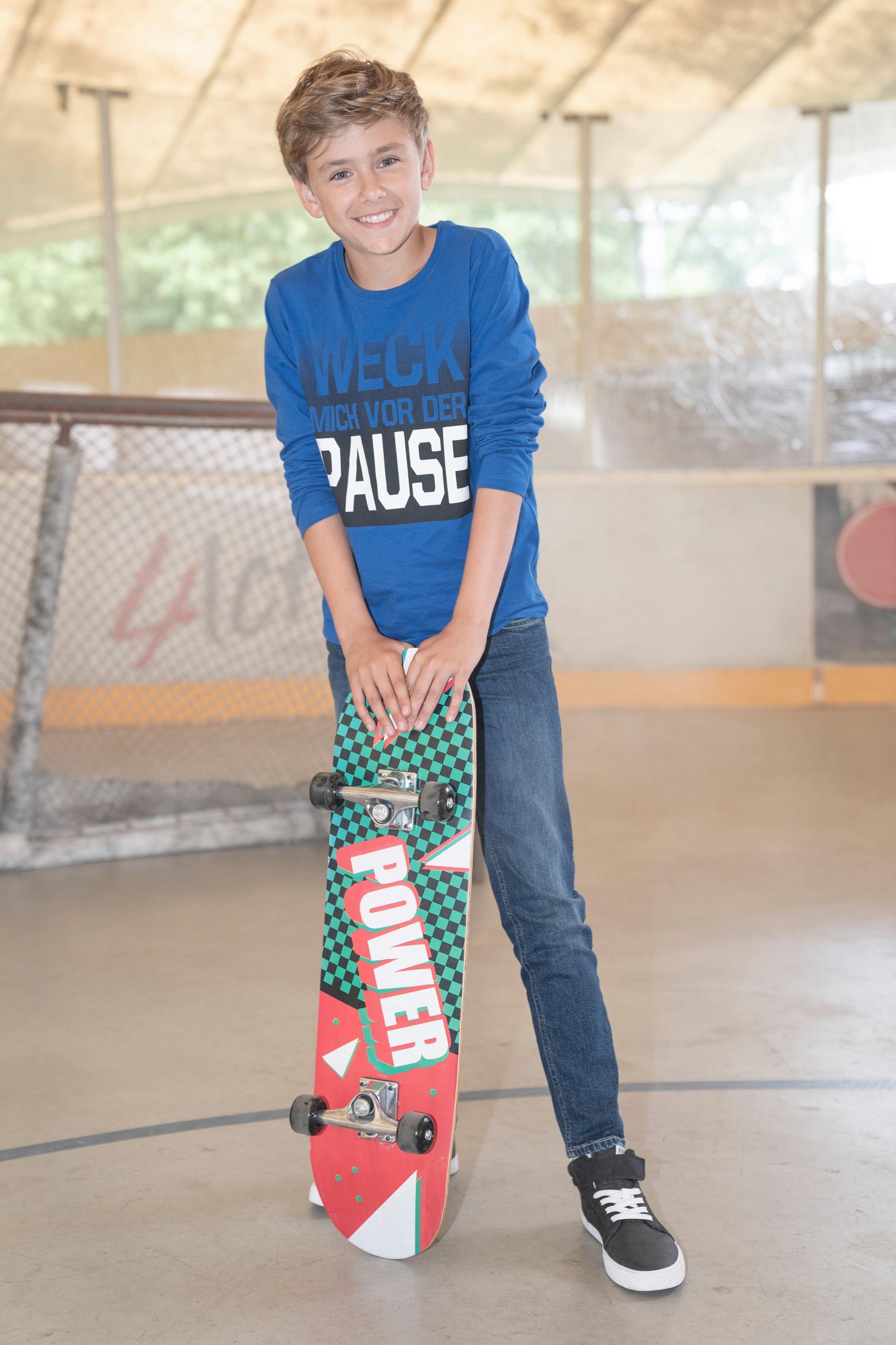 KIDSWORLD Stretch-Jeans », Basic-Jeans für Jungen«, Regular Fit,  schmale Beinform,  mit verstellbarem Gummizug
