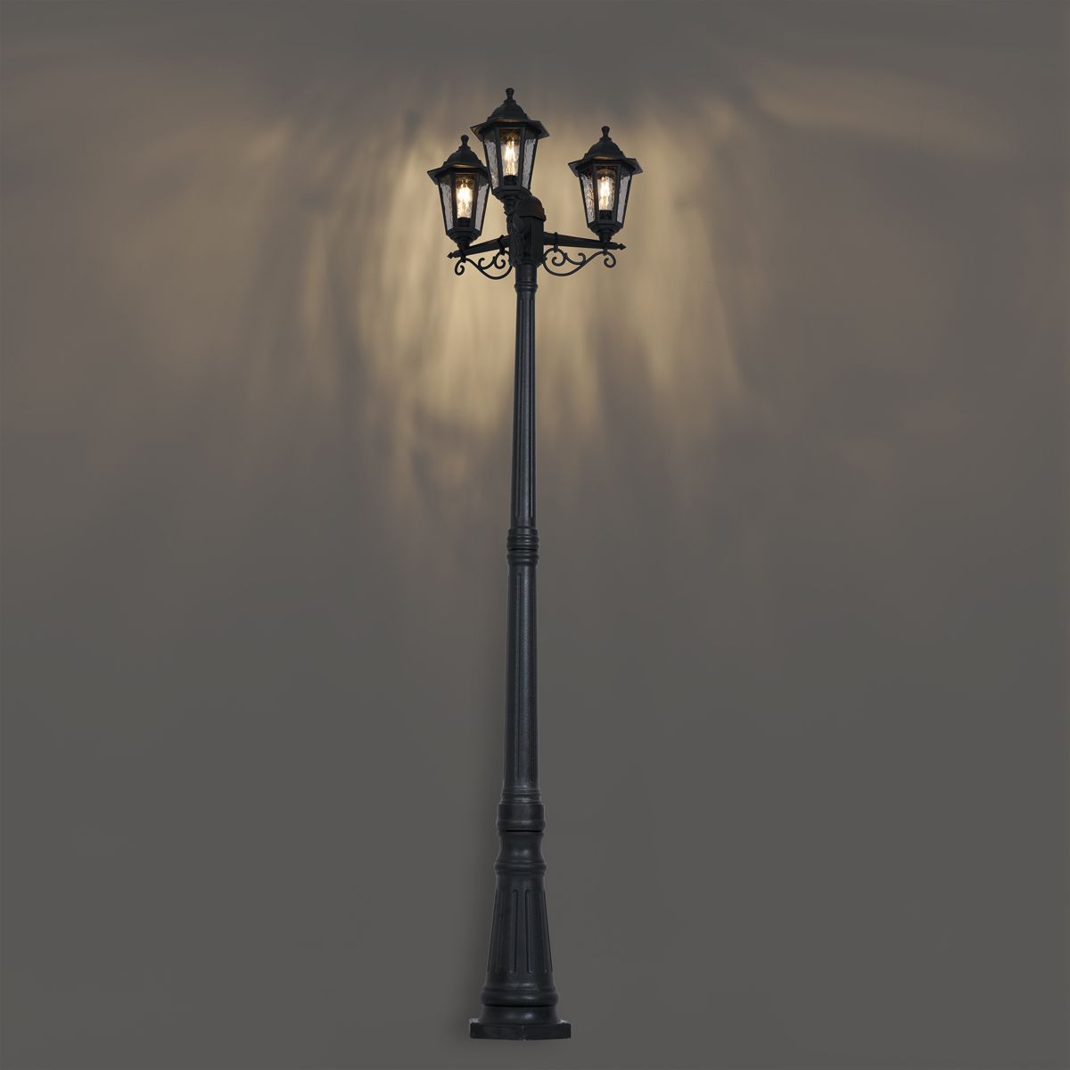 Klassieke buitenpaal zwart 217cm IP44 - New Haven Hammered