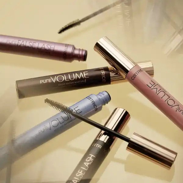 Pure False Lash Mascara 010