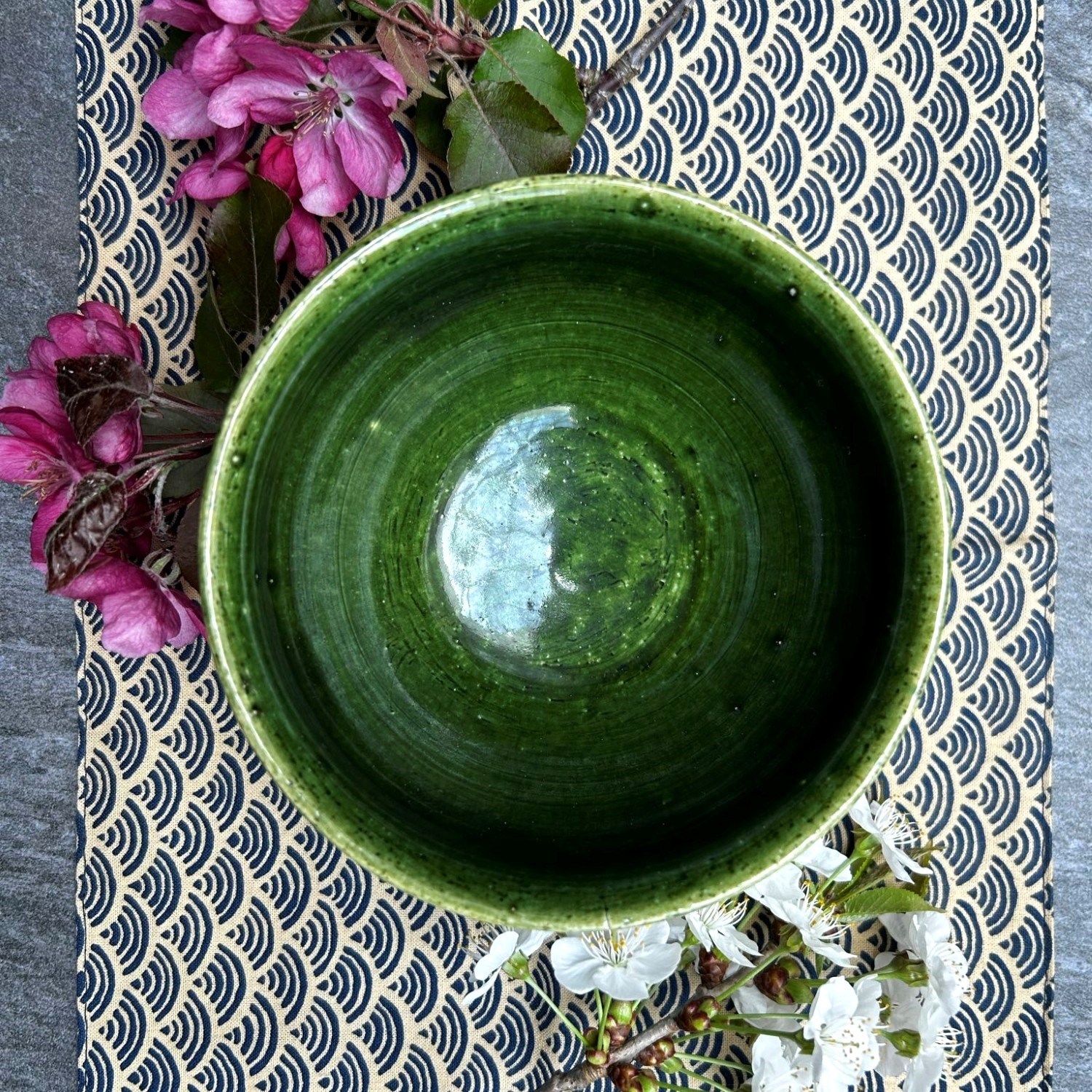 Japan Oribe green Tenmoku Matcha-Schale