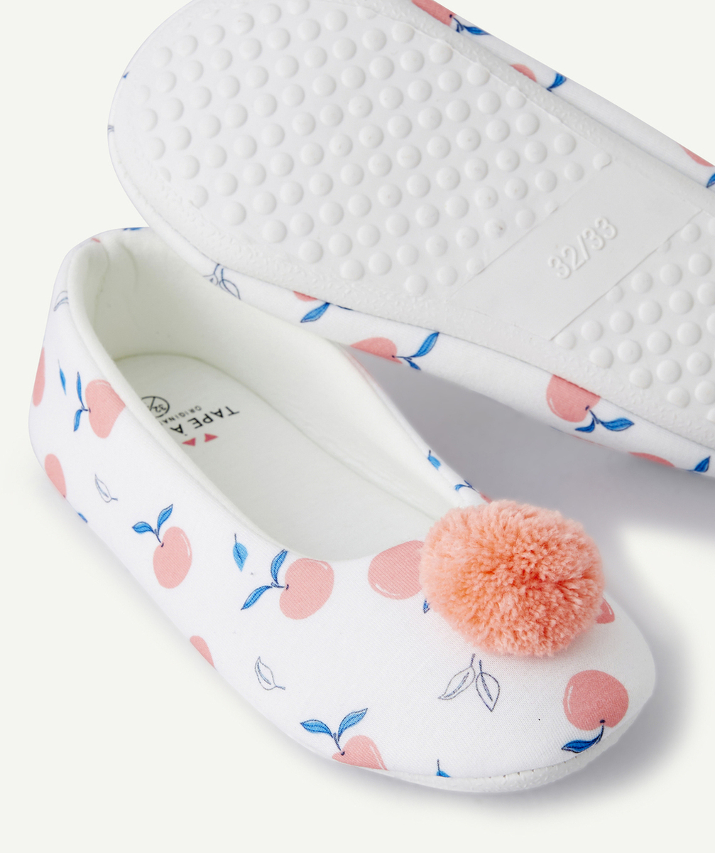 CHAUSSONS FILLE BLANC AVEC POMPON ROSE ET IMPRIMÉ FRUITS