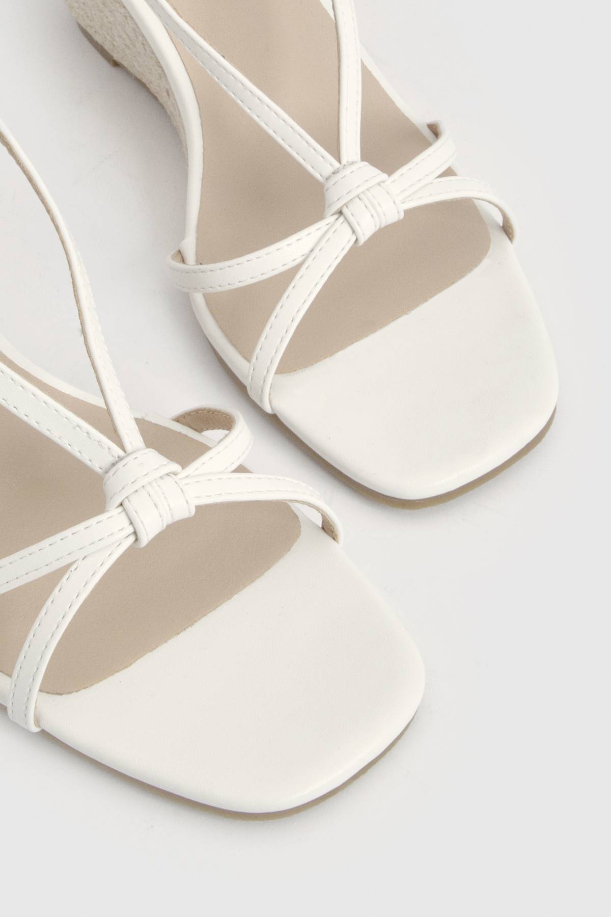 boohoo Sandales Compensées À Brides Ouvertes