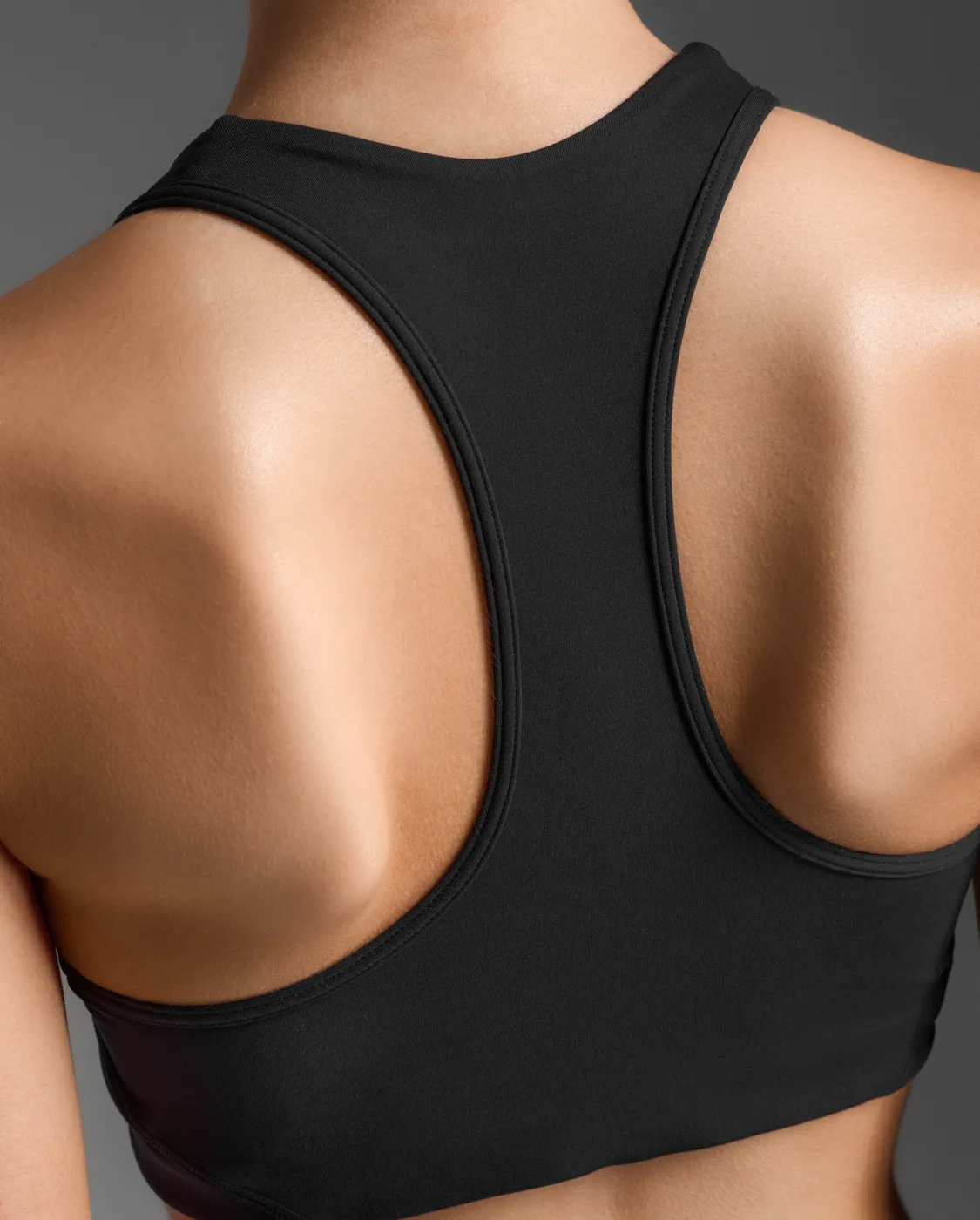 2XU Women'S Form Racerback Medium Impact Bra Black/black