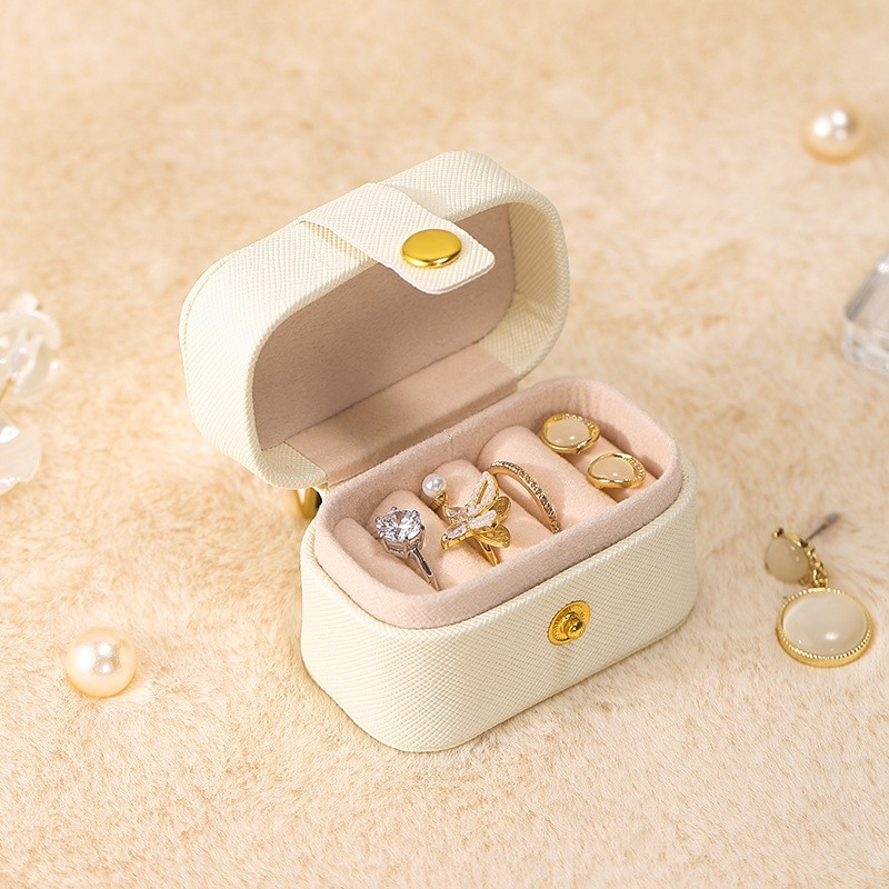Mini Leder Schmuckschatulle Reise Aufbewahrungsbox Organizer für Ringe / Ohrringe - Beige
