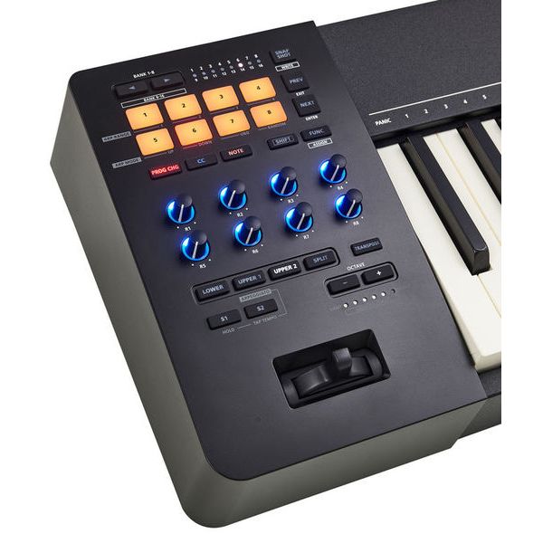 Roland A-88 MKII