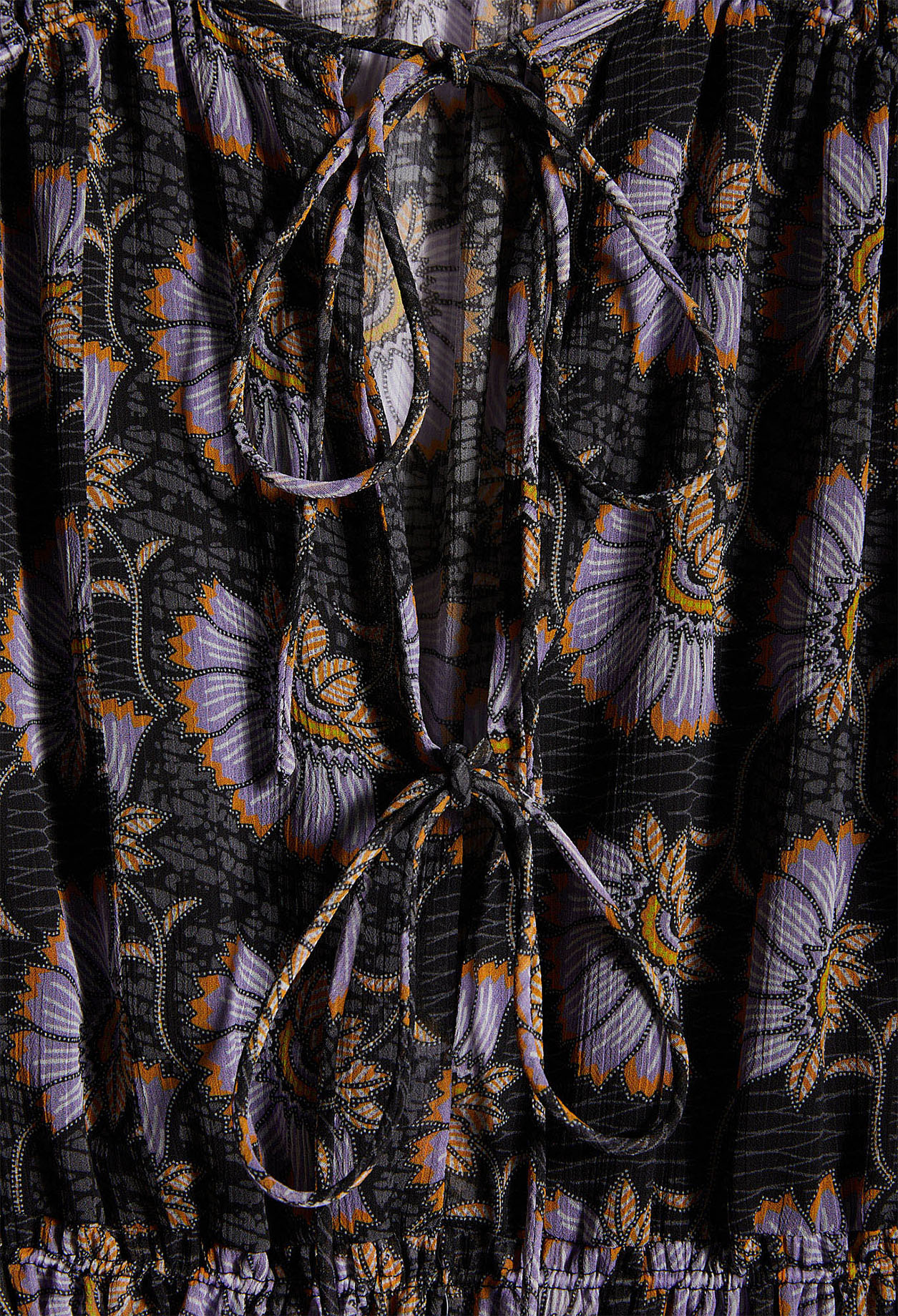 Robe courte &agrave; manches longues