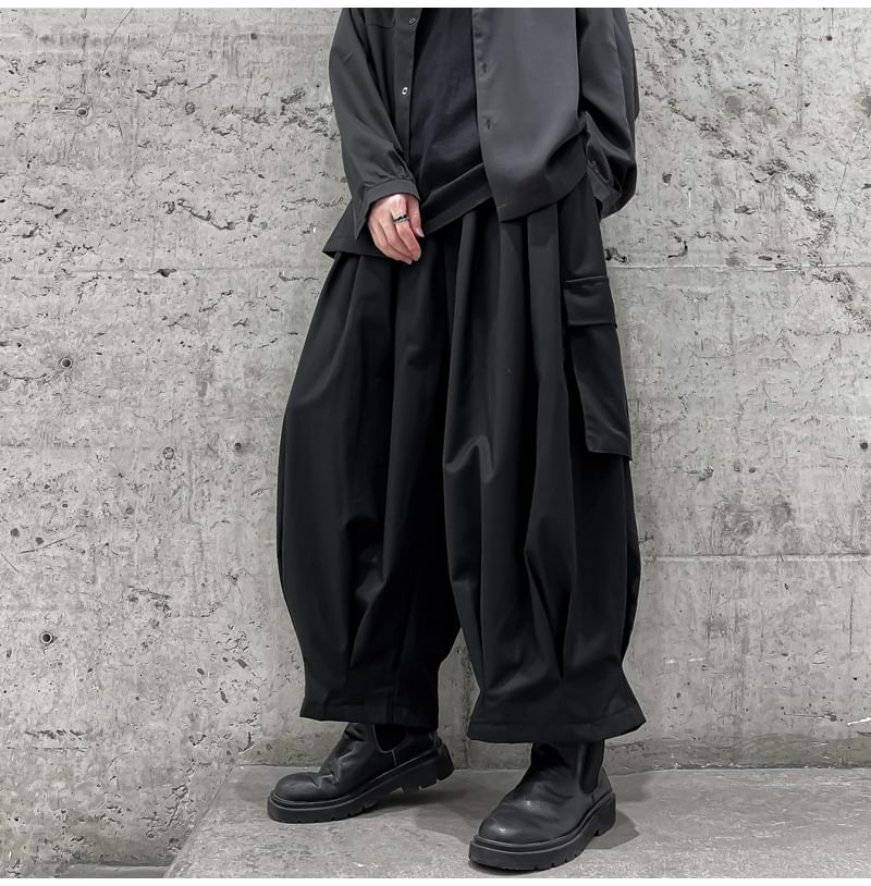 Patow - Mid Rise Plain Cropped Baggy Cargo Pants