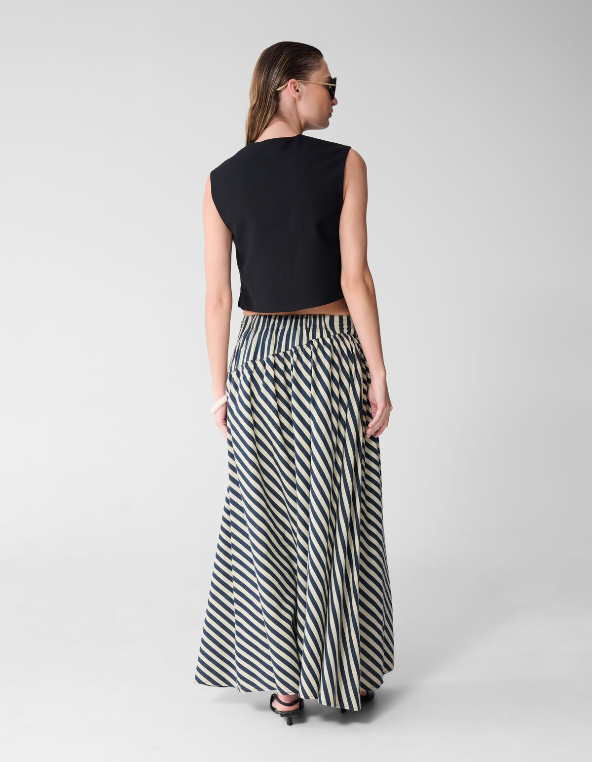 Cropped Gilet Zwart By Lonneke