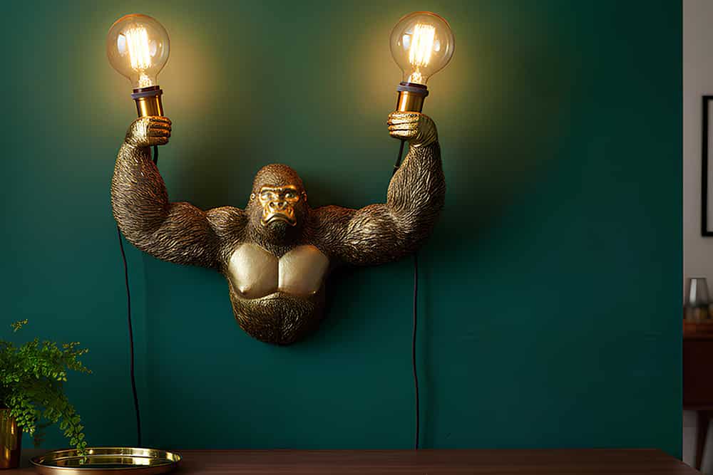 Moderne Wandlampe KING APE 50cm gold Affen-Skulptur handmade