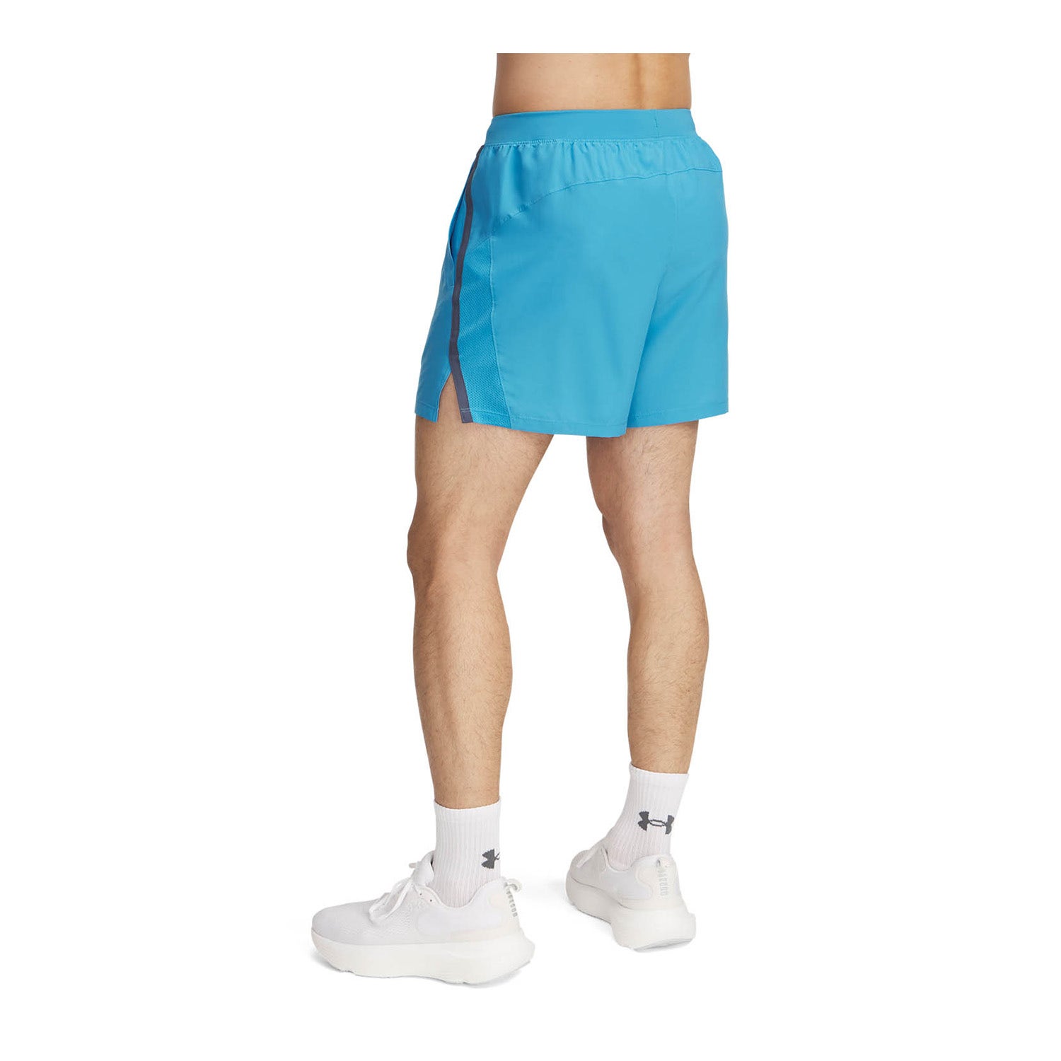 Under Armour  Launch 5