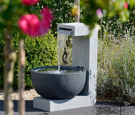 Dobar Gartenbrunnen mit Schale