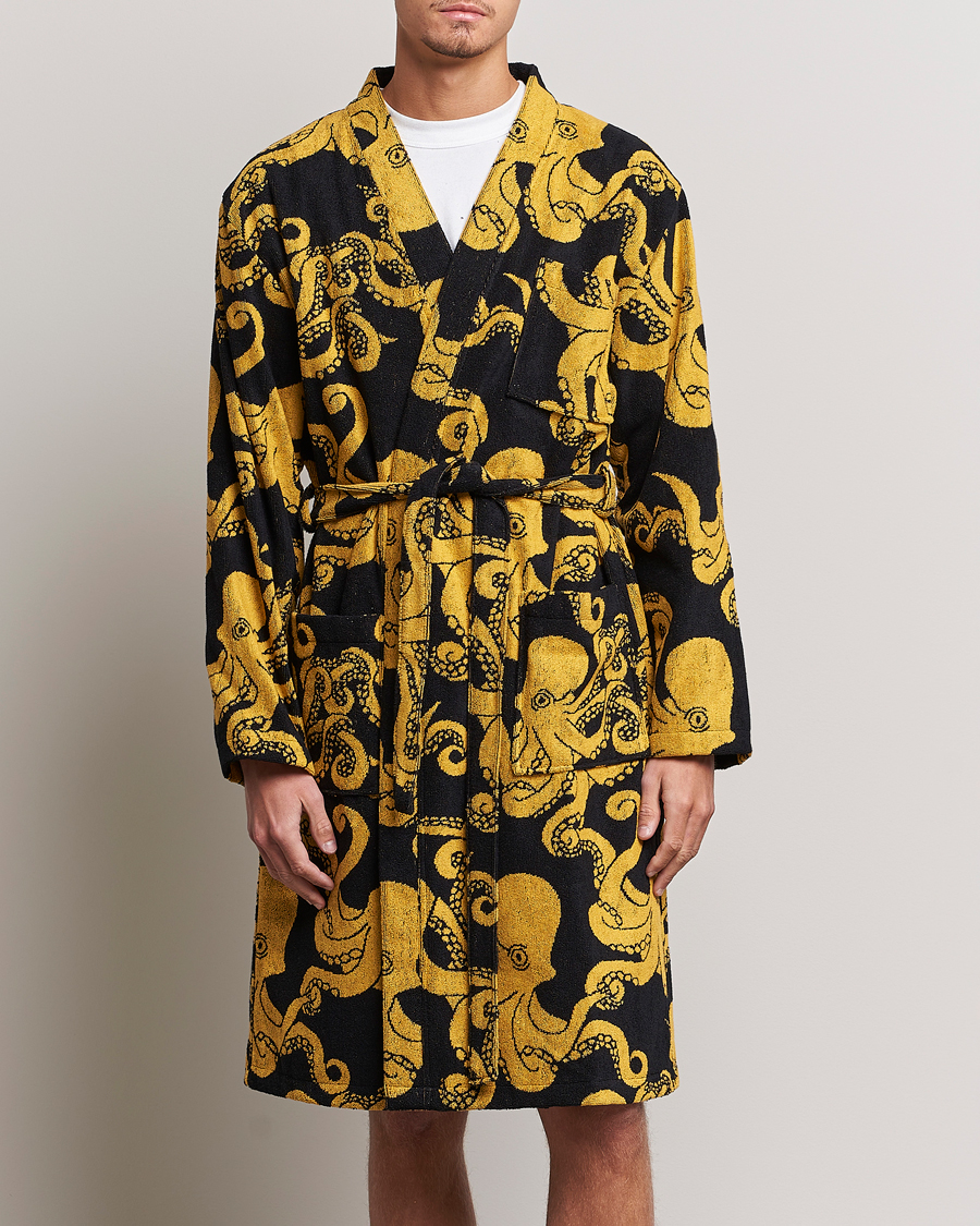OAS Terry Robe Black Octo