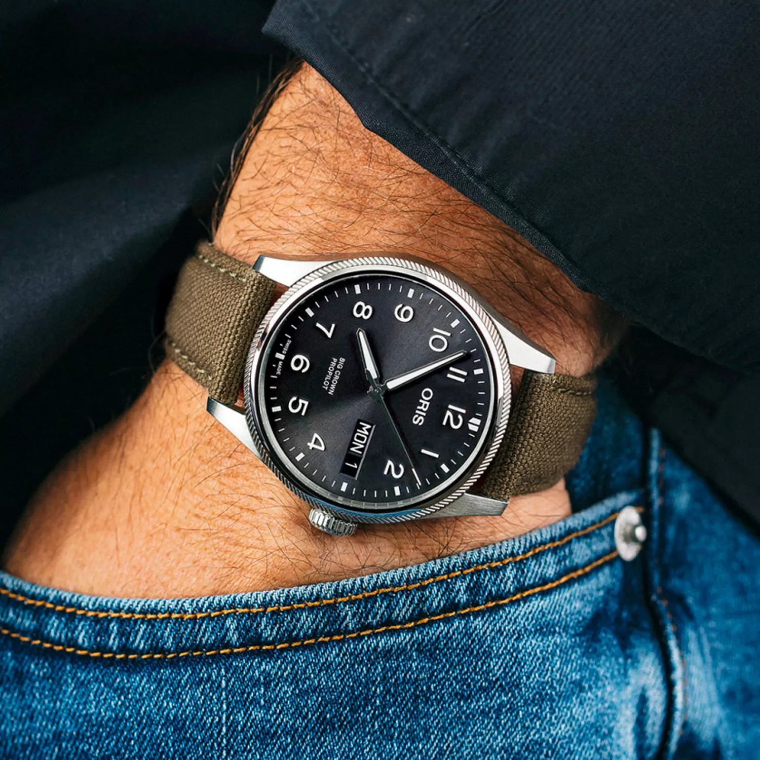 ORIS Propilot Day Date 01-752-7760-4164-07-3-22-02LC